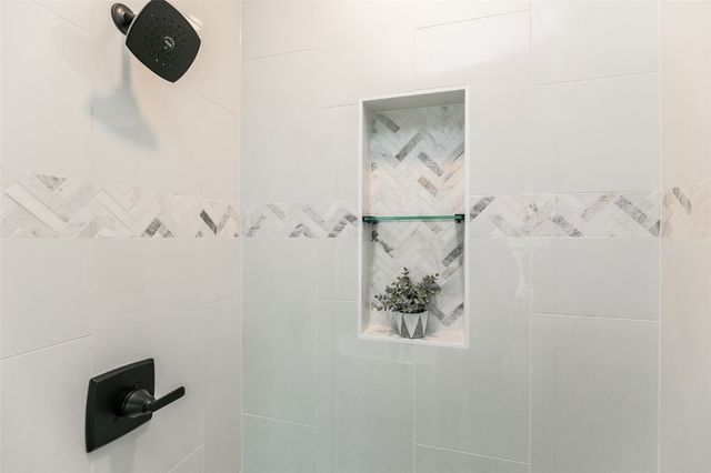 1821 Cottage Ridge Drive, Marion, IA 52302