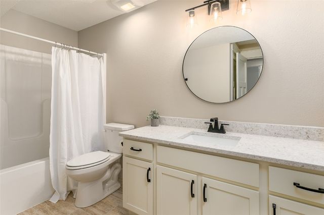 1821 Cottage Ridge Drive, Marion, IA 52302