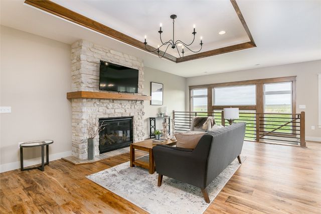 1821 Cottage Ridge Drive, Marion, IA 52302