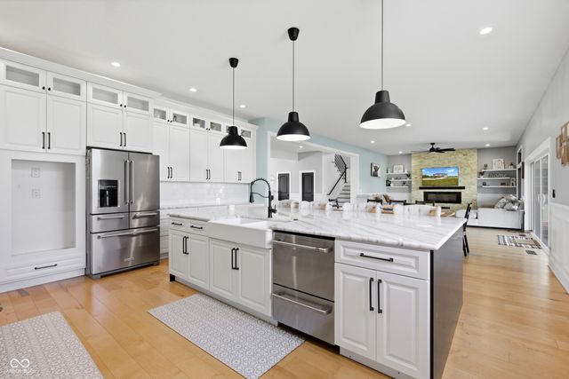 6305 Sunshine Meadows Lane, Brownsburg, IN 46112