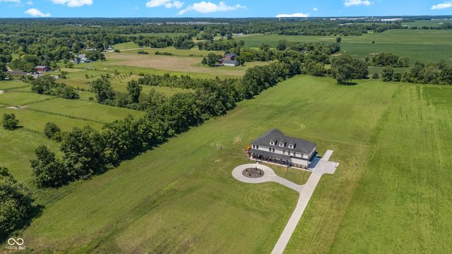 6305 Sunshine Meadows Lane, Brownsburg, IN 46112