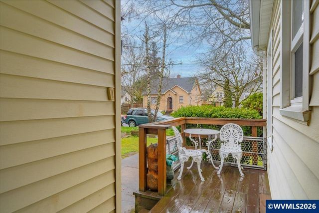 1090 15th St, Salem, OR 97301