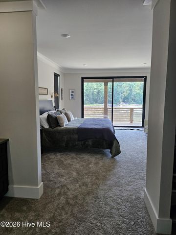 2714 Whitestocking Road, Burgaw, NC 28425
