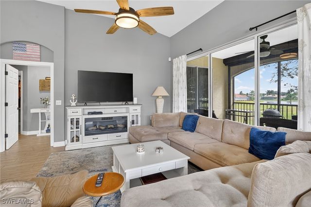 12032 Brassie BEND D-202, Fort Myers, FL 33913