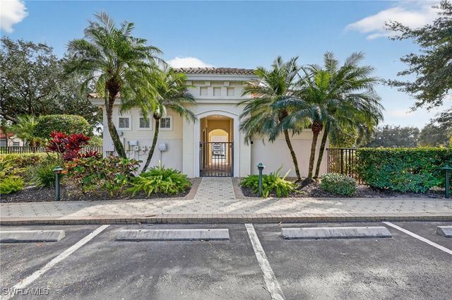 12032 Brassie BEND D-202, Fort Myers, FL 33913