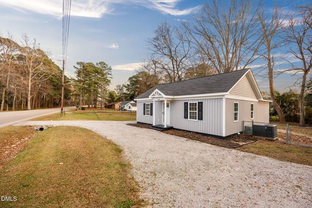 5869 Deans Street, Bailey, NC 27807