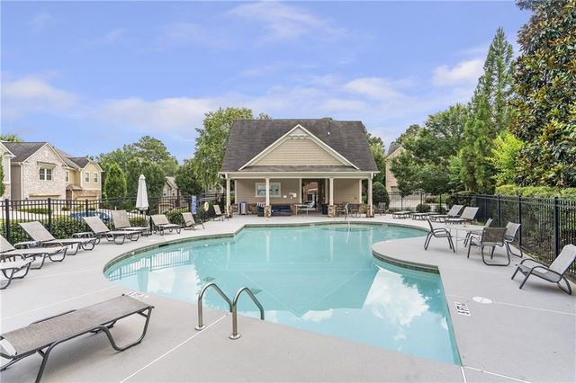 2193 HILLVIEW NE Drive, Brookhaven, GA 30329