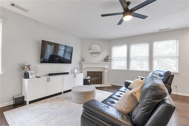 2193 HILLVIEW NE Drive, Brookhaven, GA 30329