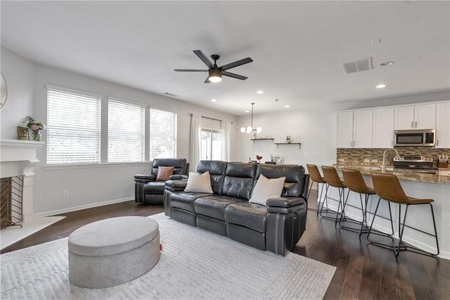 2193 HILLVIEW NE Drive, Brookhaven, GA 30329