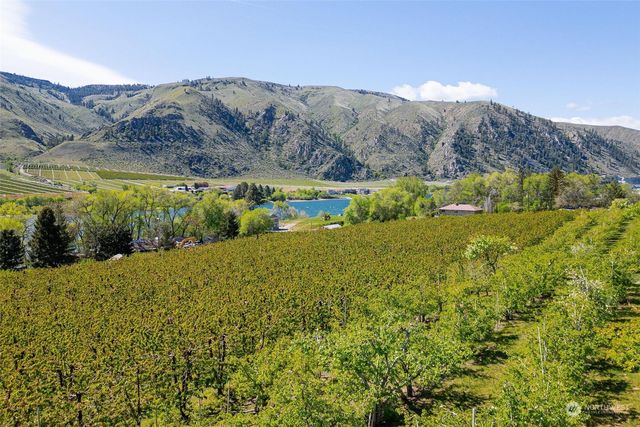 3710 Stayman Flats Road, Chelan, WA 98816