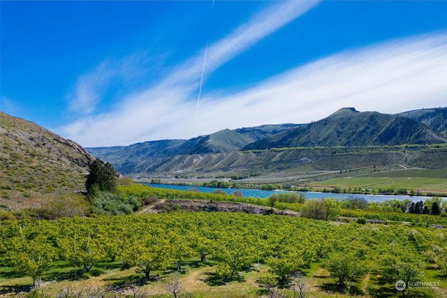 3710 Stayman Flats Road, Chelan, WA 98816