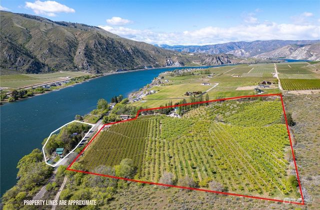 3710 Stayman Flats Road, Chelan, WA 98816