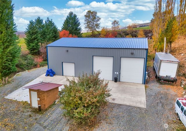 3710 Stayman Flats Road, Chelan, WA 98816