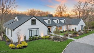 16 E Greenbrook Rd, North Caldwell Boro, NJ 07006