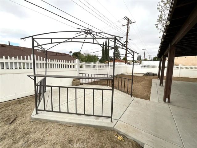 1078 W King Street, Banning, CA 92220
