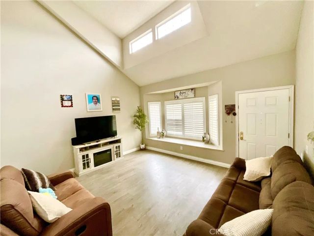 1078 W King Street, Banning, CA 92220