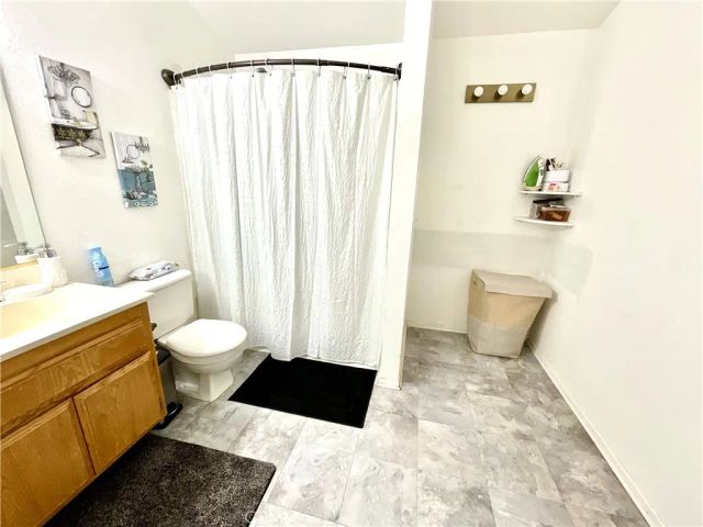 1078 W King Street, Banning, CA 92220