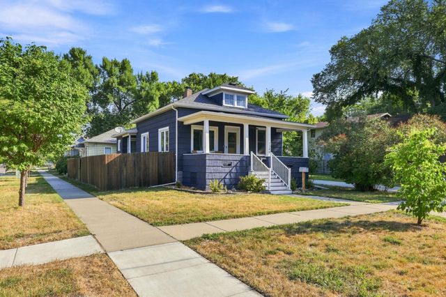 1349 4th Avenue S, Fargo, ND 58103