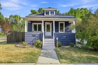 1349 4th Avenue S, Fargo, ND 58103