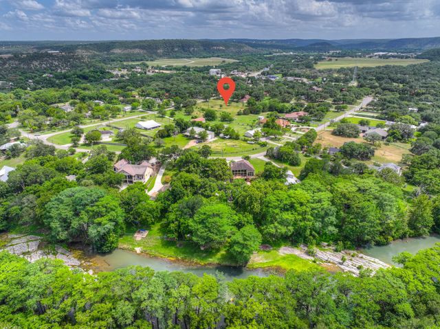 641 Rainbow RDG, Canyon Lake, TX 78133