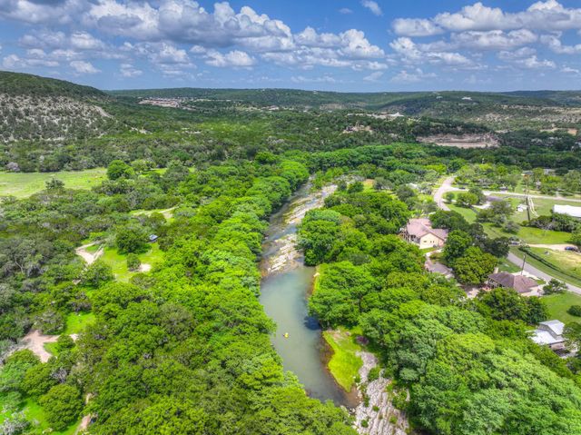 641 Rainbow RDG, Canyon Lake, TX 78133