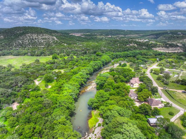641 Rainbow RDG, Canyon Lake, TX 78133
