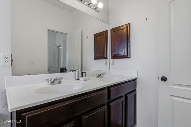 14329 Nick Drahos Lane, Horizon City, TX 79928