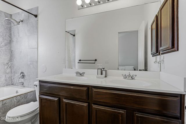 14329 Nick Drahos Lane, Horizon City, TX 79928