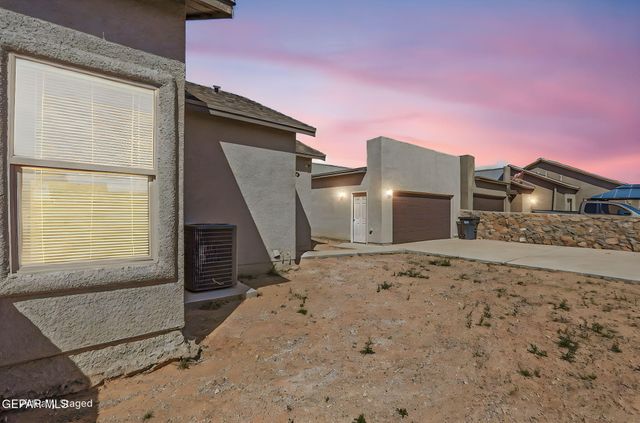 14329 Nick Drahos Lane, Horizon City, TX 79928