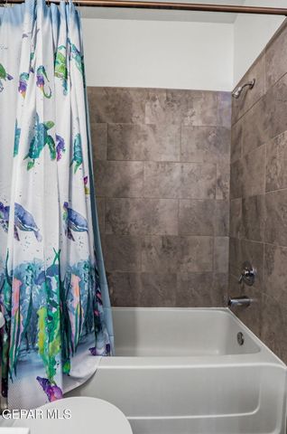 14329 Nick Drahos Lane, Horizon City, TX 79928