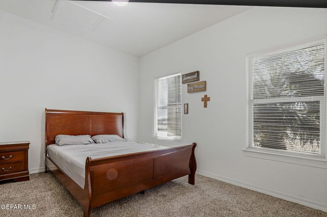 14329 Nick Drahos Lane, Horizon City, TX 79928