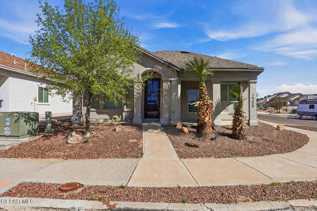 14329 Nick Drahos Lane, Horizon City, TX 79928