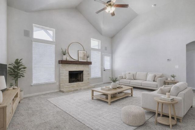 401 Pecan Bayou CT, Leander, TX 78641