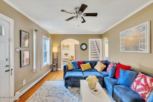 1814 Nott Street, Schenectady, NY 12309