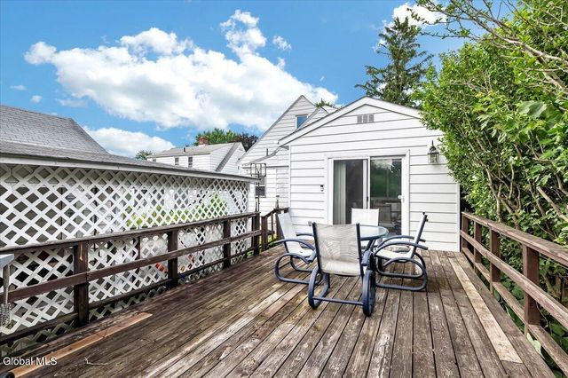 1814 Nott Street, Schenectady, NY 12309