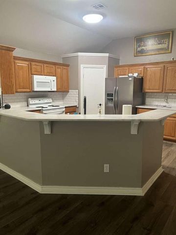 13232 Signature Circle, Oklahoma City, OK 73142