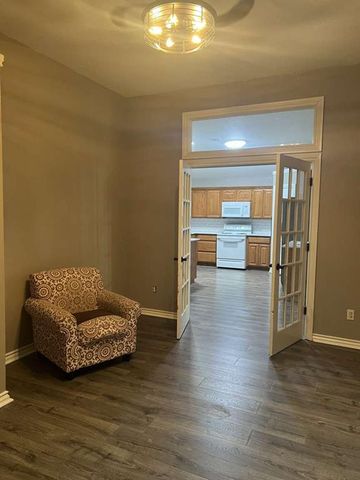 13232 Signature Circle, Oklahoma City, OK 73142