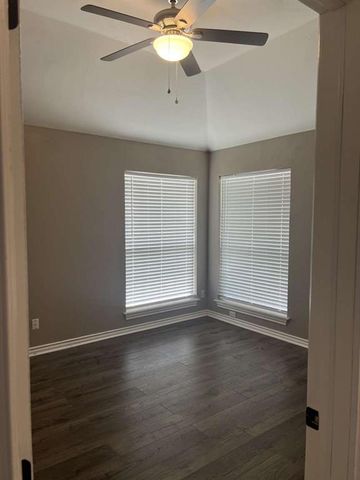 13232 Signature Circle, Oklahoma City, OK 73142