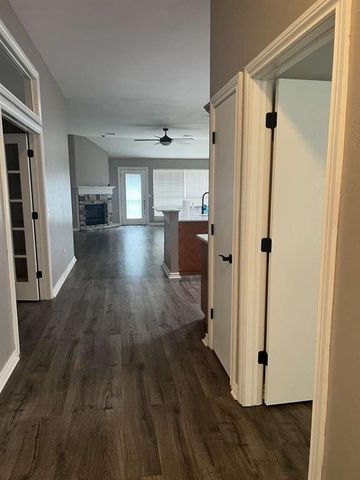 13232 Signature Circle, Oklahoma City, OK 73142