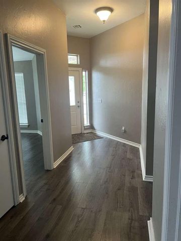 13232 Signature Circle, Oklahoma City, OK 73142