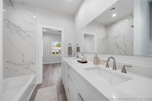 511 N Birch Avenue, Broken Arrow, OK 74012