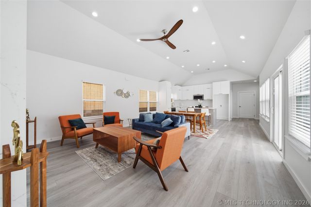 511 N Birch Avenue, Broken Arrow, OK 74012