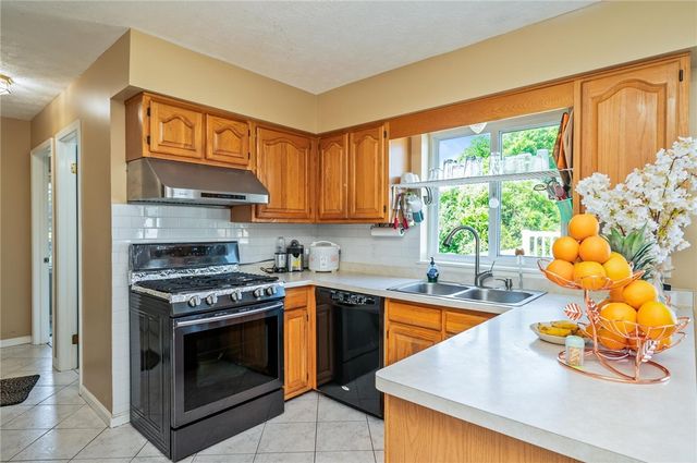 53 Toni Ter, Chili, NY 14624