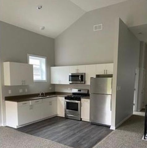 2949 W Arthington Street 1, Chicago, IL 60612