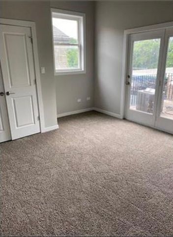 2949 W Arthington Street 1, Chicago, IL 60612