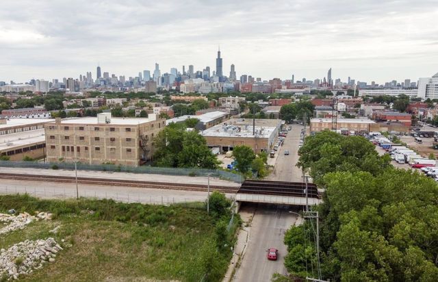 2949 W Arthington Street 1, Chicago, IL 60612