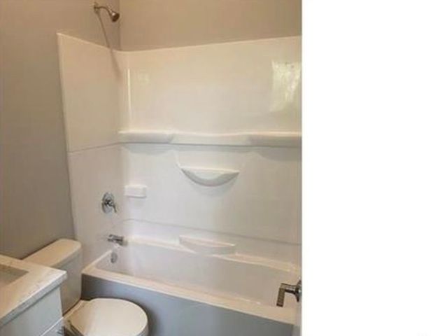 2949 W Arthington Street 1, Chicago, IL 60612