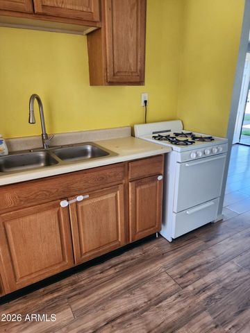 904 N CASA GRANDE Avenue, Casa Grande, AZ 85122