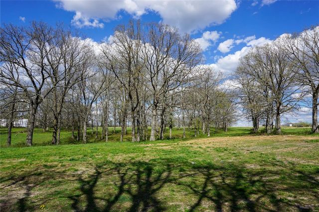 18626 CR 1000, St James, MO 65559