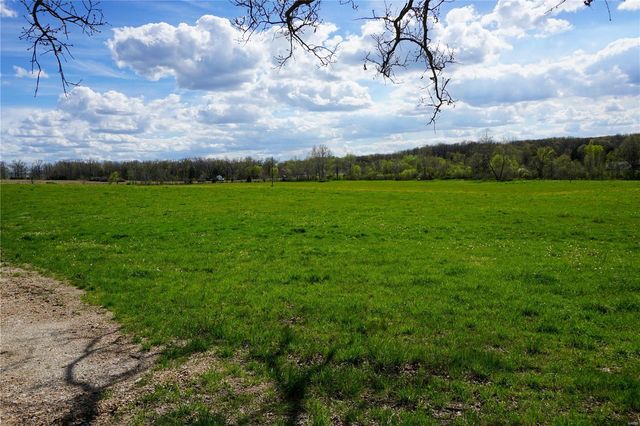 18626 CR 1000, St James, MO 65559